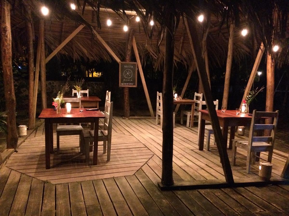 Dona Mara Gastro Hotel Bocas Town Exterior foto