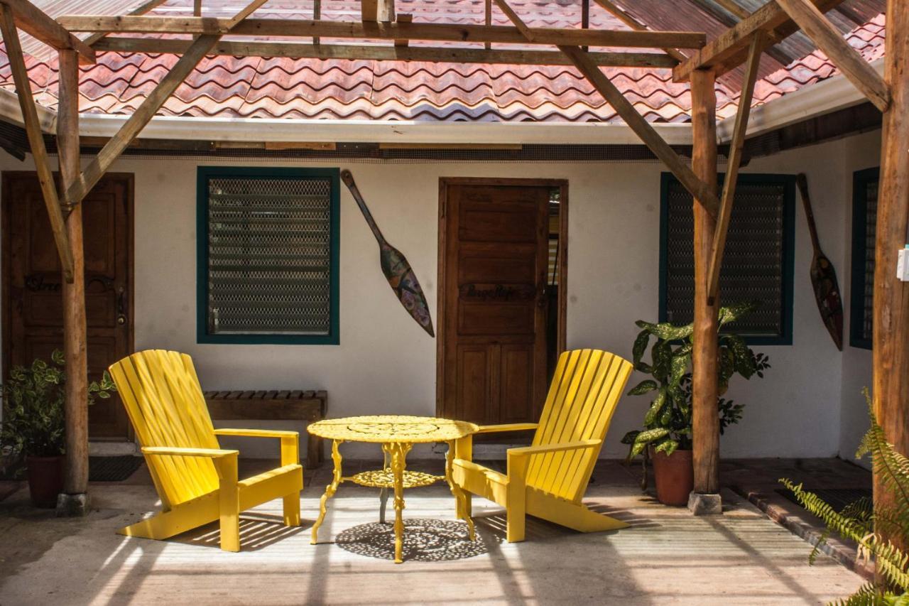 Dona Mara Gastro Hotel Bocas Town Exterior foto