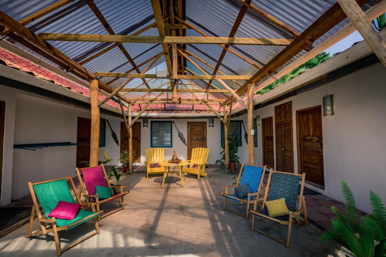 Dona Mara Gastro Hotel Bocas Town Exterior foto